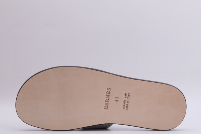 Herme Slippers