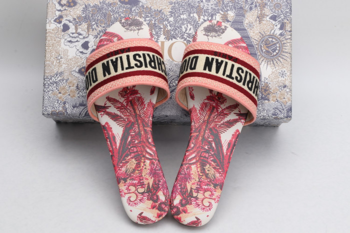 DR SLIPPERS