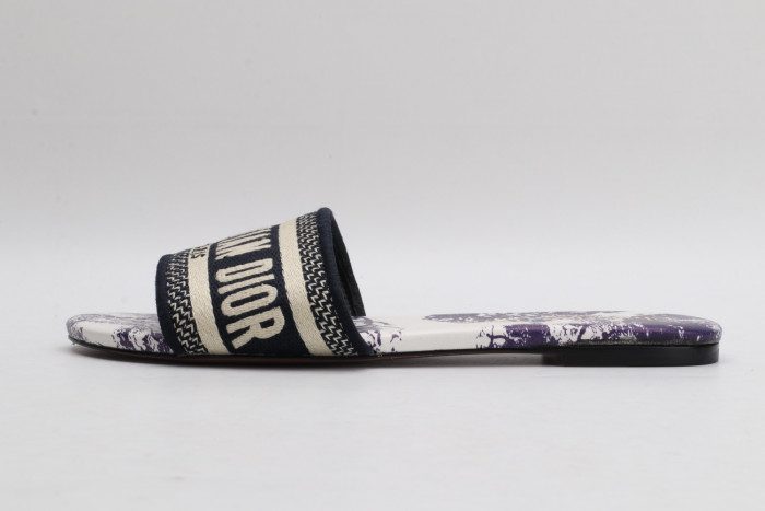 DR SLIPPERS