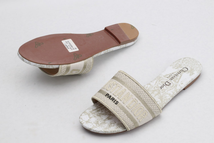 DR SLIPPERS