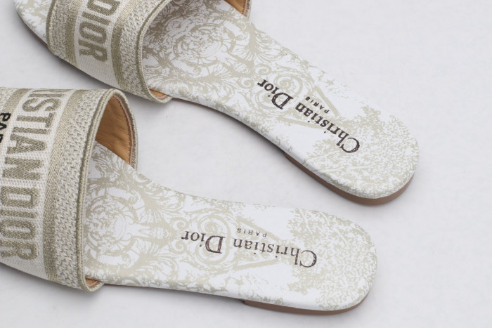 DR SLIPPERS