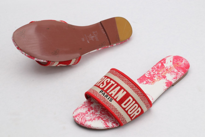 DR SLIPPERS