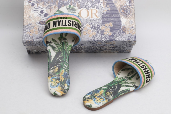 DR SLIPPERS