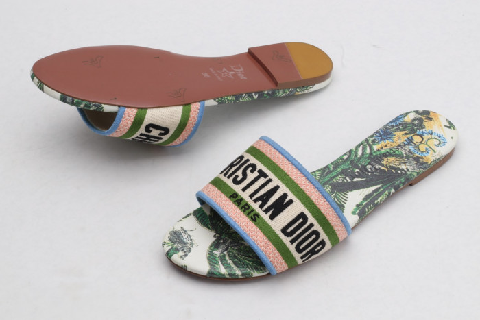 DR SLIPPERS
