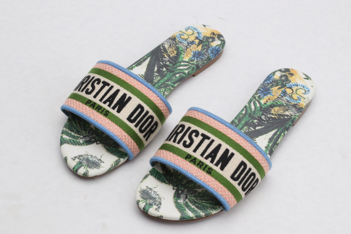 DR SLIPPERS