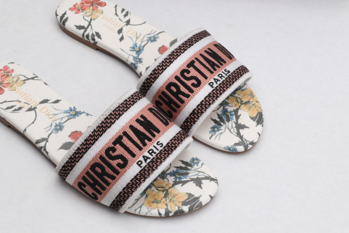 DR SLIPPERS