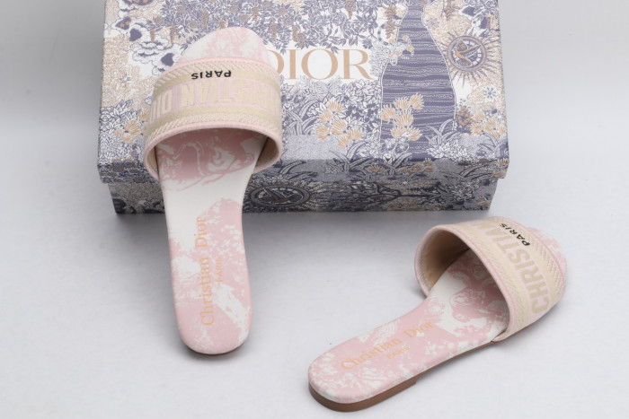 DR SLIPPERS