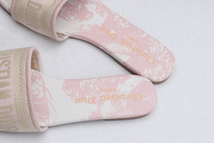DR SLIPPERS