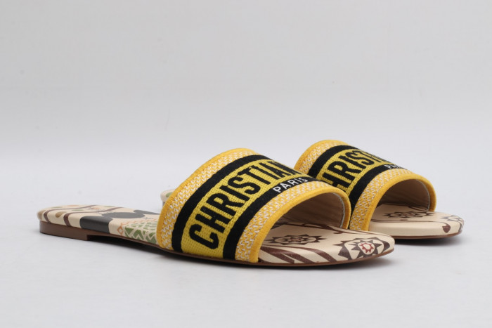 DR SLIPPERS