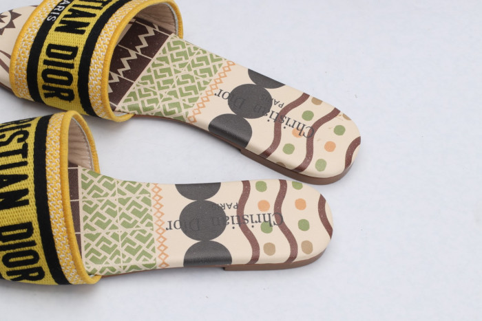 DR SLIPPERS