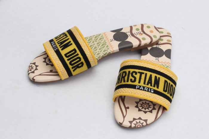 DR SLIPPERS