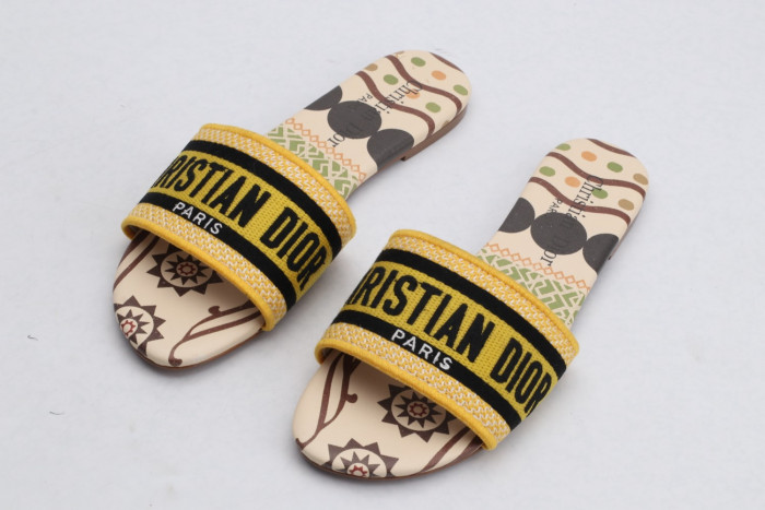 DR SLIPPERS