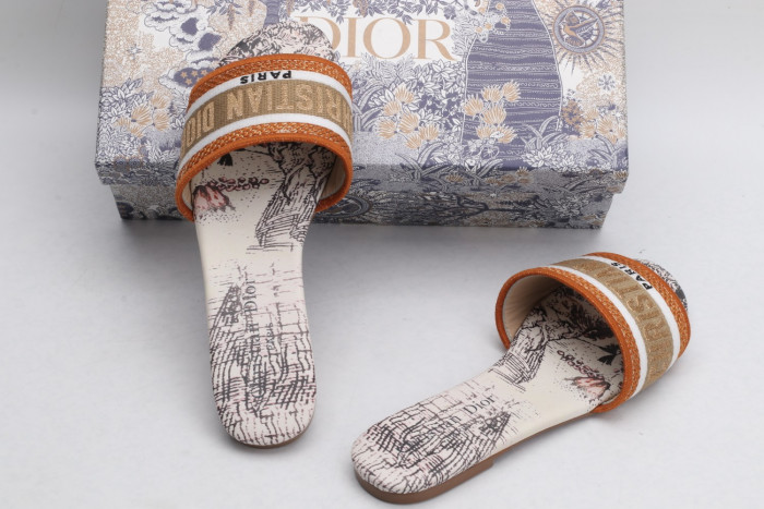 DR SLIPPERS