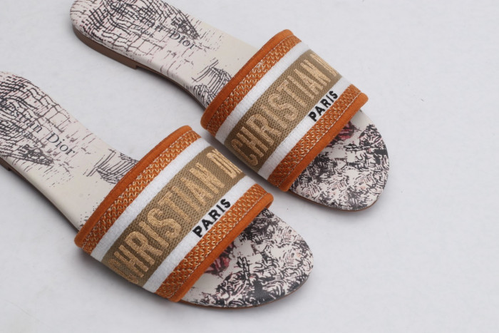 DR SLIPPERS