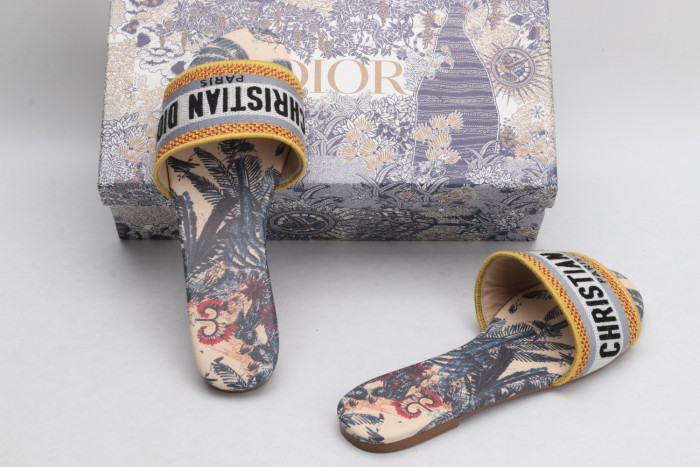 DR SLIPPERS
