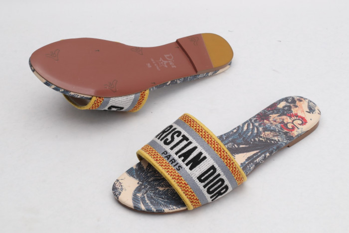 DR SLIPPERS