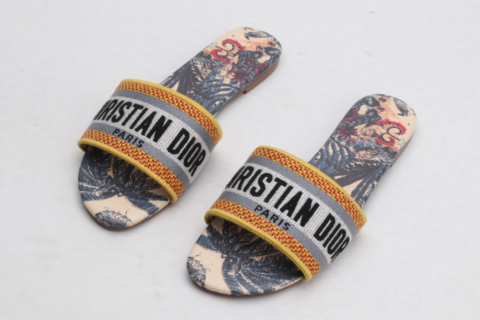 DR SLIPPERS