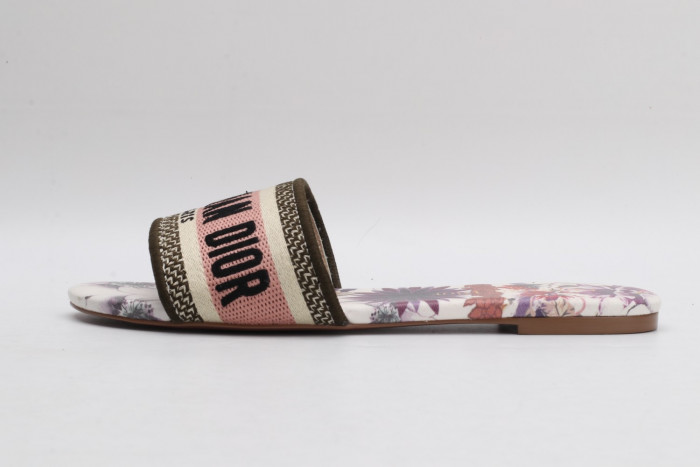 DR SLIPPERS