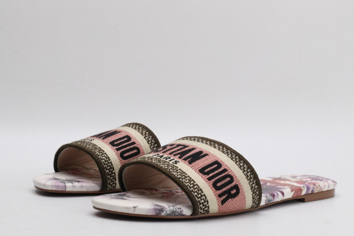 DR SLIPPERS