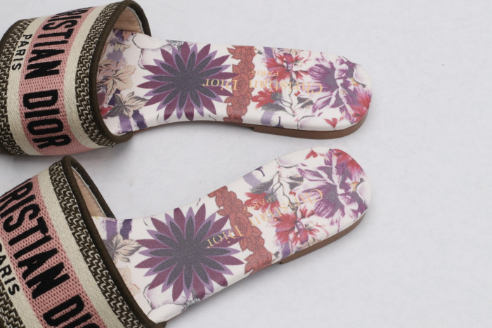 DR SLIPPERS