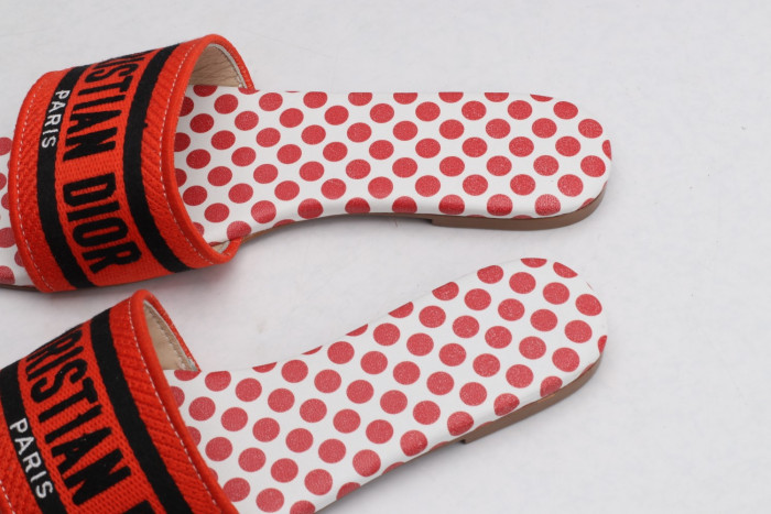 DR SLIPPERS