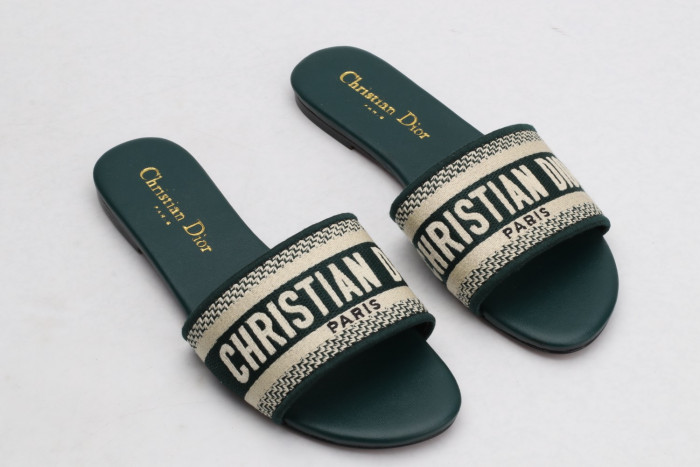 DR SLIPPERS