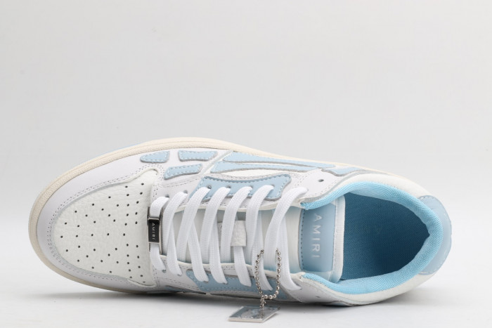 AR1M1 Low-Top Sneaker