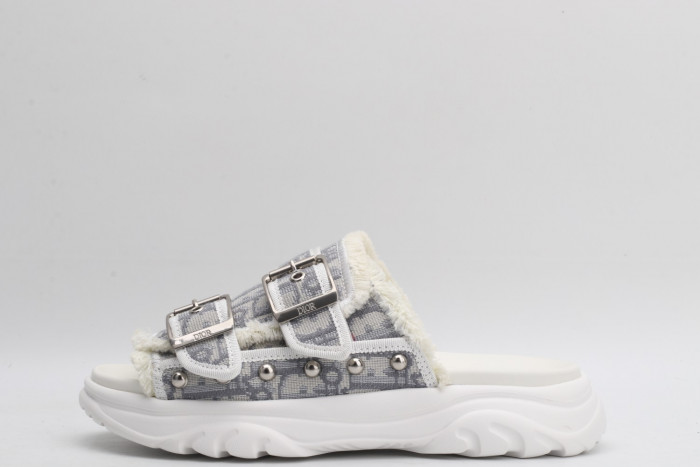 DR SLIPPERS