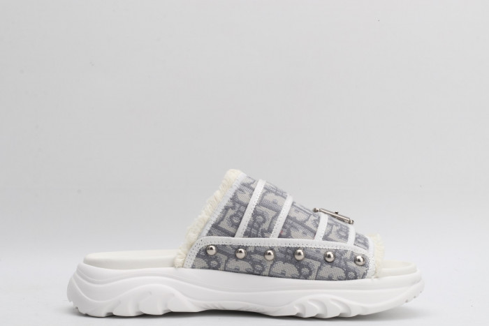 DR SLIPPERS