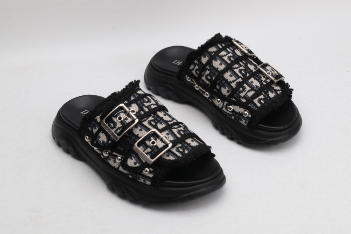 DR SLIPPERS