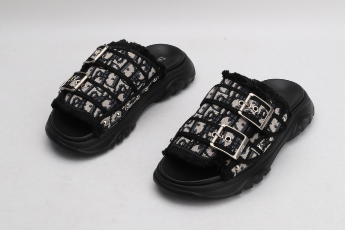 DR SLIPPERS