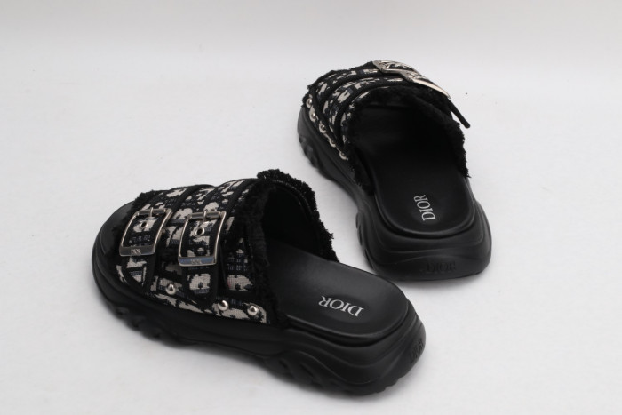 DR SLIPPERS