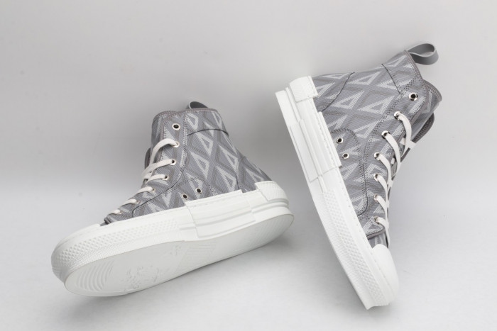 DR B23 Sneakers