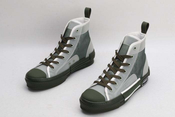 DR B23 Sneakers