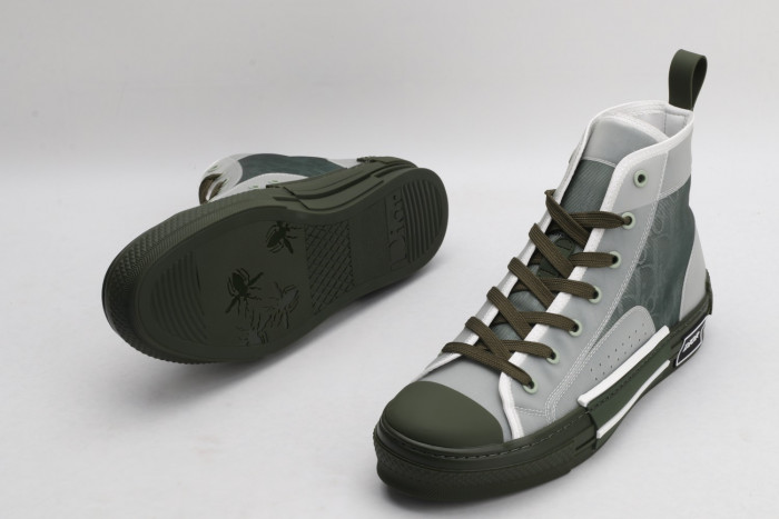 DR B23 Sneakers