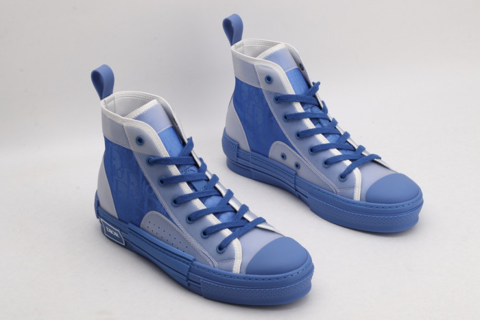 DR B23 Sneakers