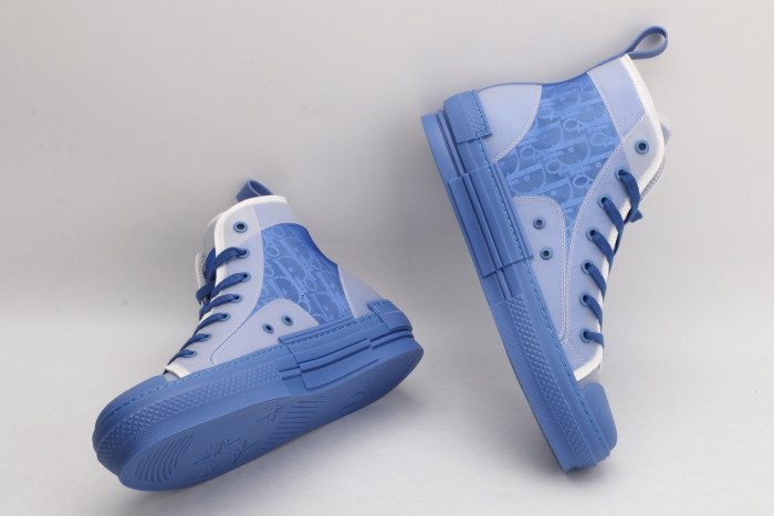 DR B23 Sneakers