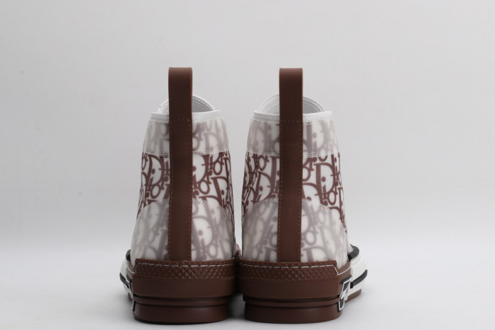 DR B23 Sneakers