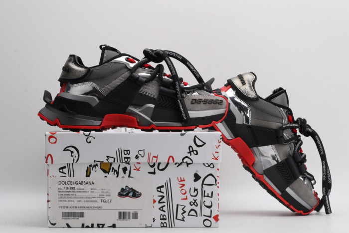 DG SNEAKER