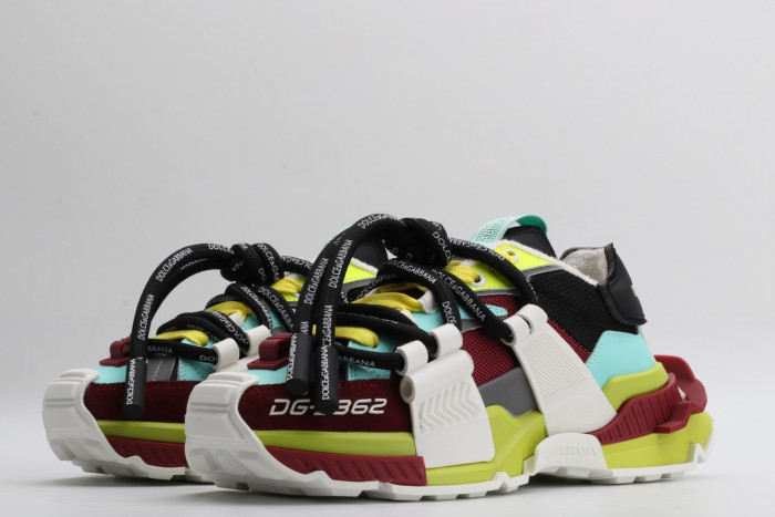 DG SNEAKER