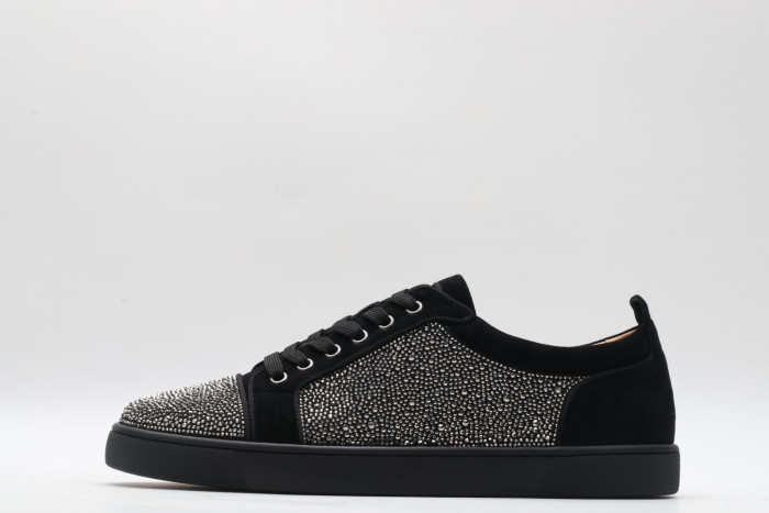 CLBSNEAKER