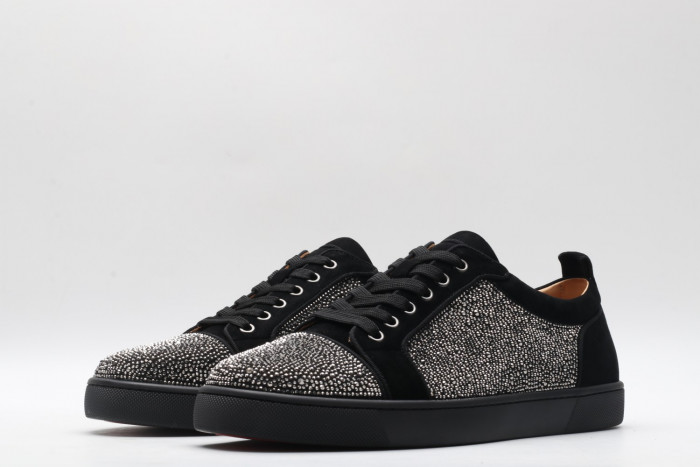 CLBSNEAKER