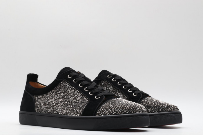 CLBSNEAKER