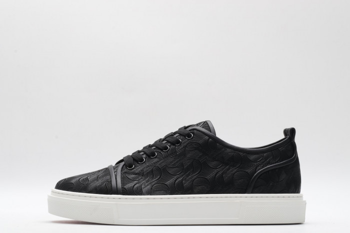 CLBSNEAKER