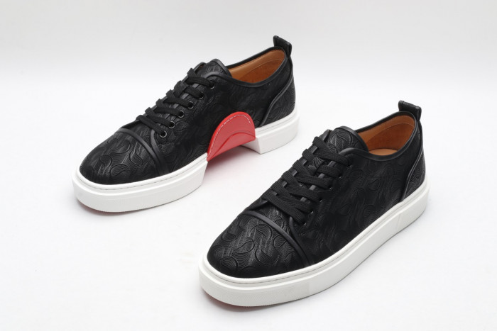 CLBSNEAKER