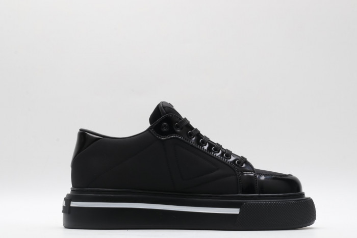 Pra*a sneakers
