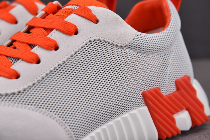 H**mes bouncing sneaker