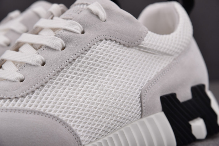 H**mes bouncing sneaker