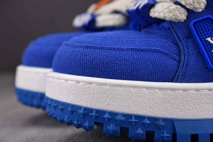 LV TRAINER SNEAKER