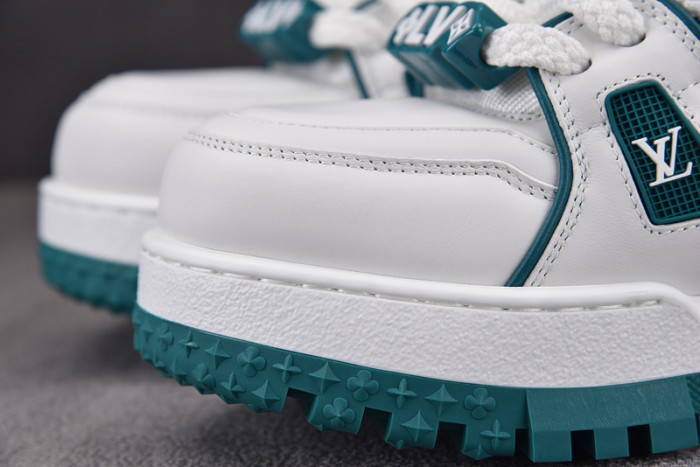 LV TRAINER Maxxi SNEAKER 2406208